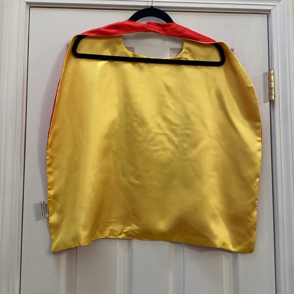 Lot Of 3 Super Hero Capes & 1 Mask- Iron Man, Batman w/Mask & Superman, 27"x 21” - Picture 3 of 12